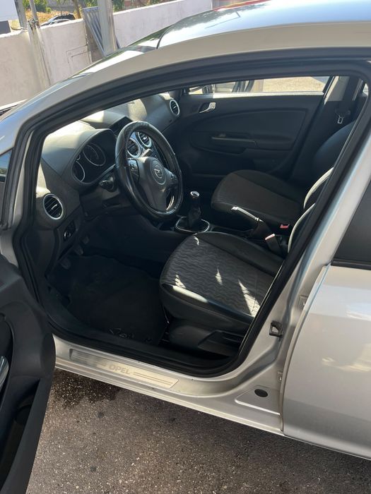Opel Corsa D 2013 Diesel foto 2