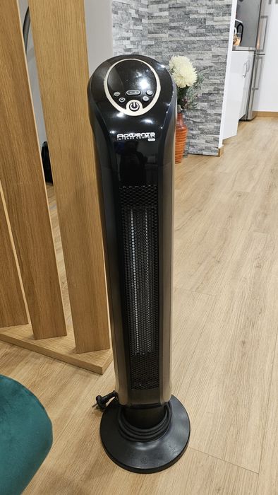 Vende-se Aquecedor Rowenta Intense Comfort Hot S09420