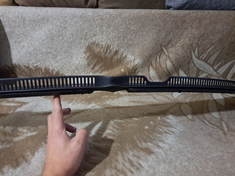 Решітка перед лобовим склом Audi A6 C5 1997-2005 жабо, FP 0014 993
Рей