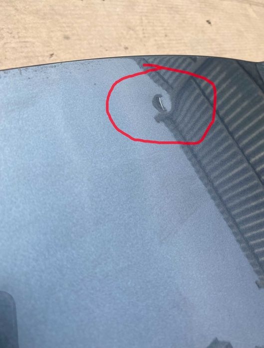 Двері задні праві Audi Q8 дверь дверка має пошкодження видно на фото