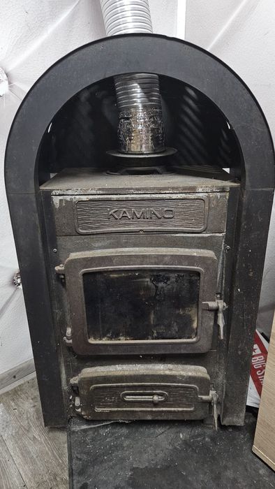 Piec kominek - KAMINO - węglowo/drzewny