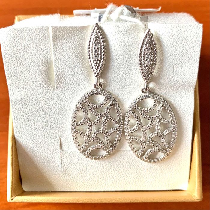 Продам срібні сережки НОВІ