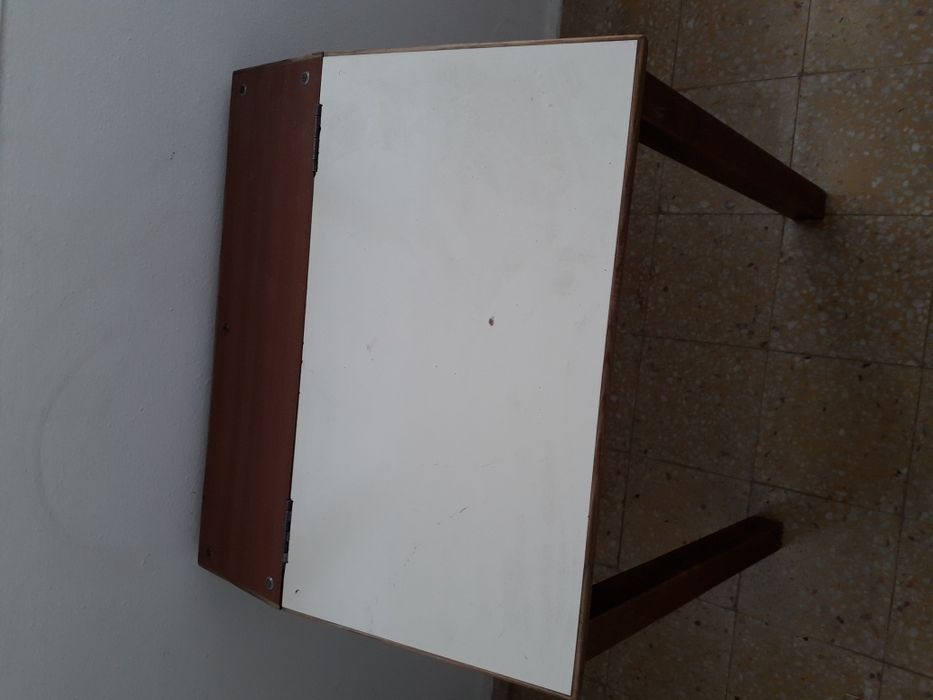 Secretária de criança