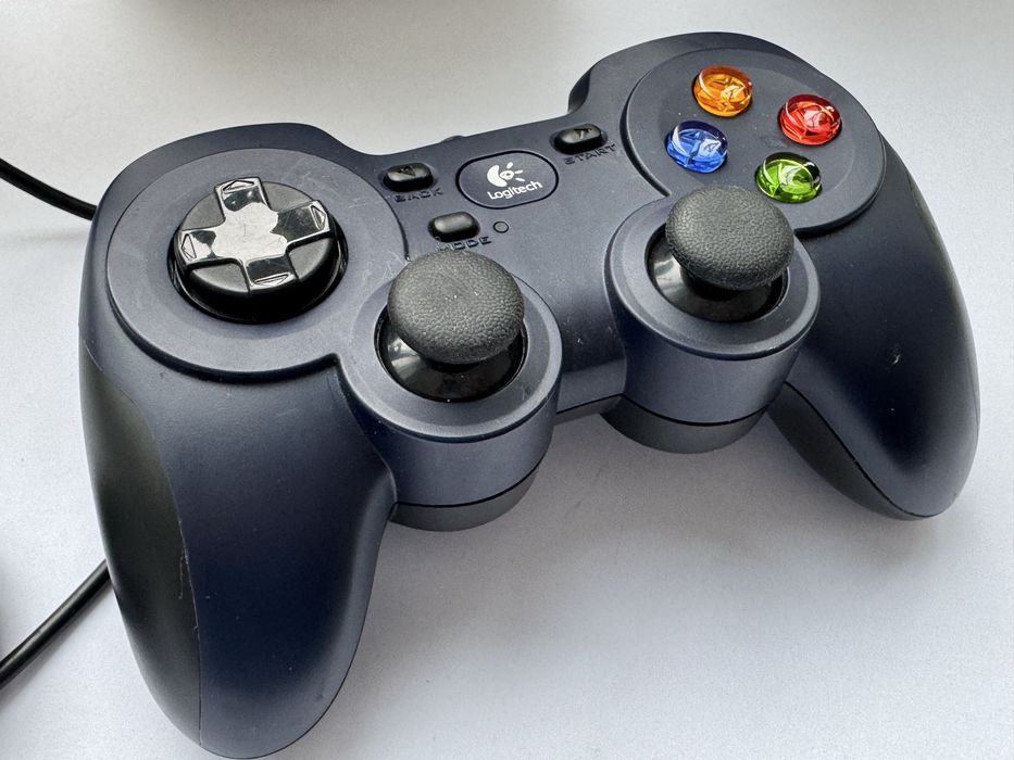 Геймпад Logitech Gamepad F310 джойстик