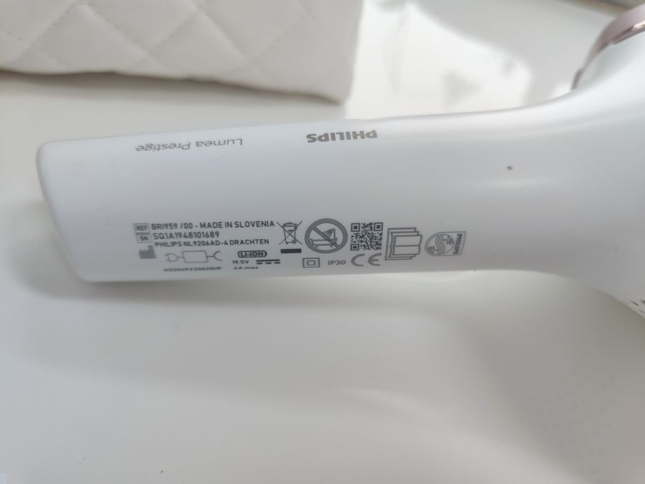 Depilator laserowy Philips Lumea