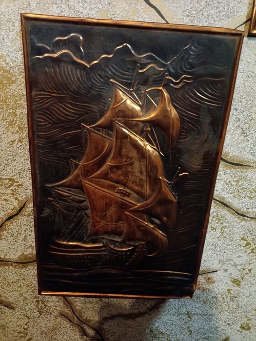 Чеканка медная .9 шт. Карабль