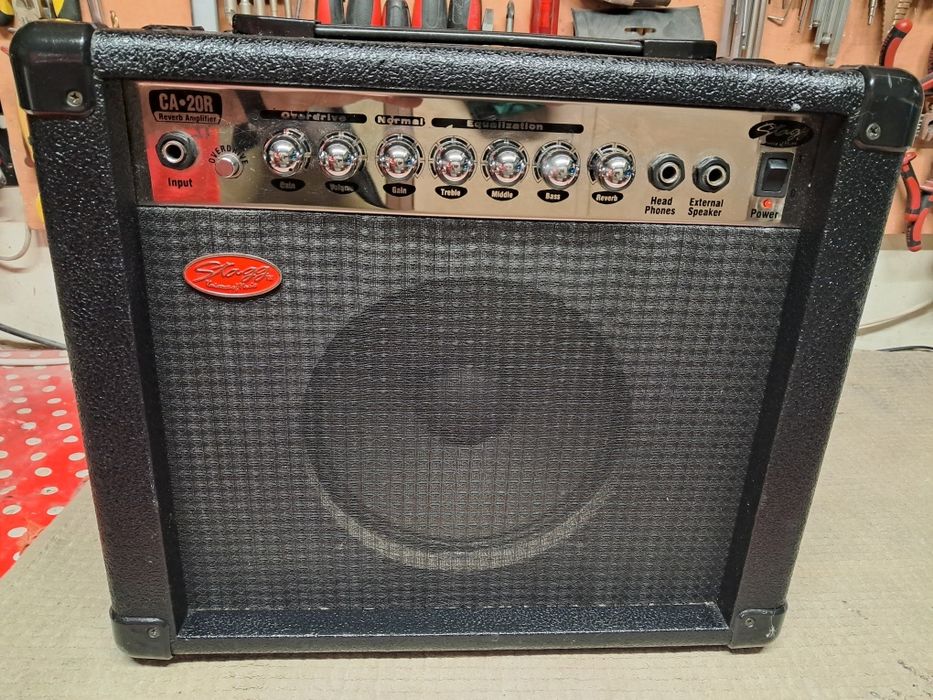 Amplificador de guitarra stagg CA 20R 20w