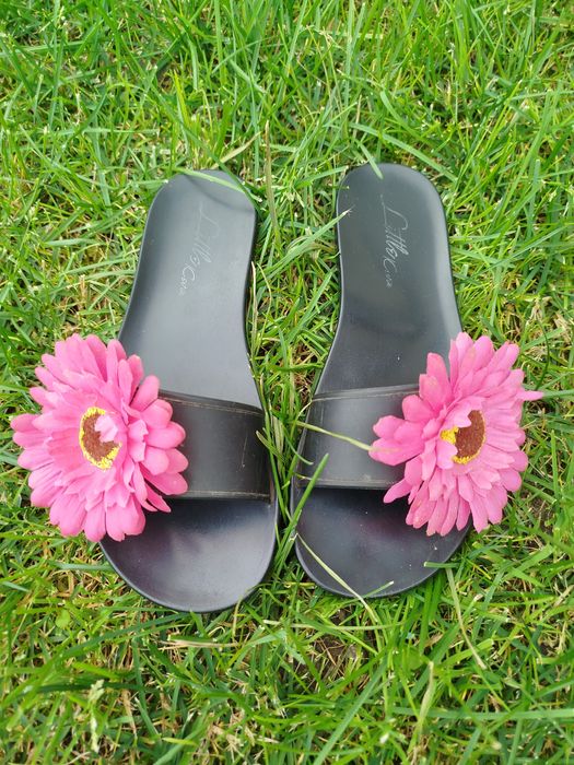 Klapki czarne 35/36  (22cm)