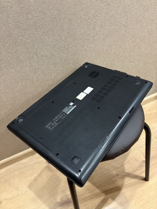 Ноутбук Lenovo ( Core i3-5005U/ ram 4gb/ HDD 500gb/NVIDIA GeForce 920M