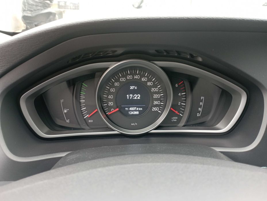 VOLVO V40 D2 automatico