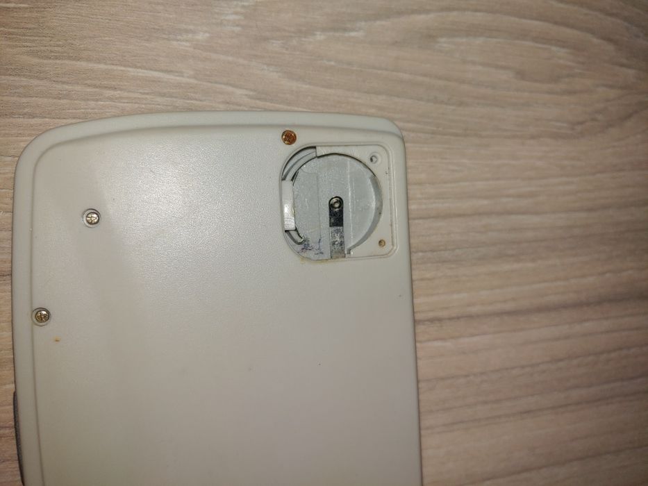 Translator tłumacz 6 językowy na baterię