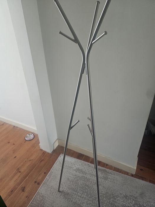 Bengaleiro IKEA em Metal