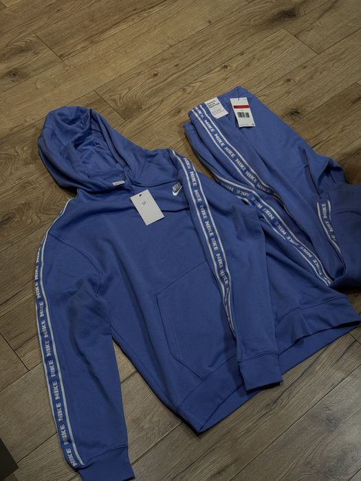 Nowy komplet Nike Classic Logo Set Haft bluza z kapturem i spodnie dresowe