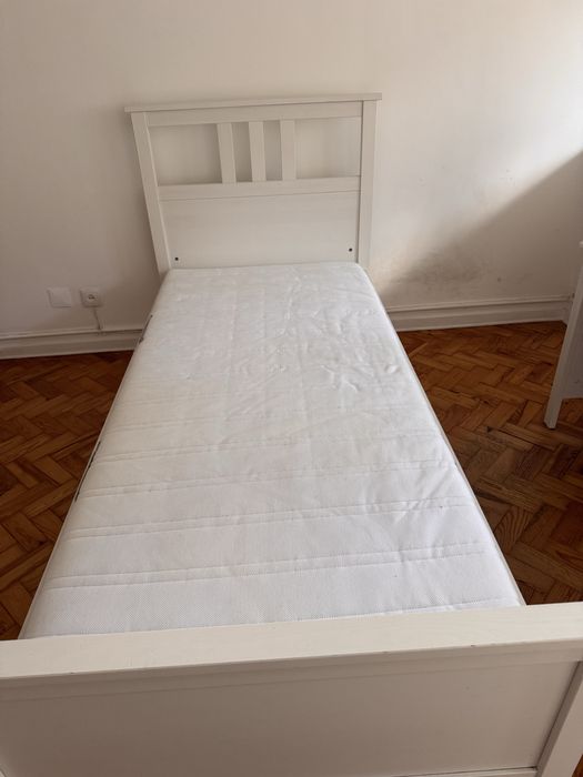 2 camas individuais IKEA Hemnes