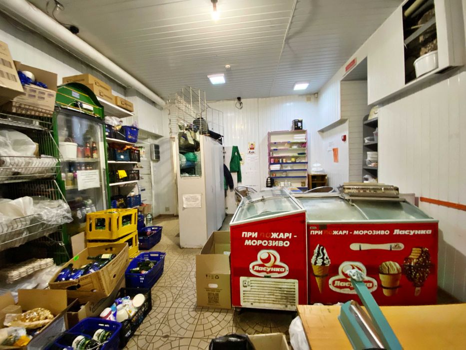 Магазин на пр. Соборний (район пр. Металургів)