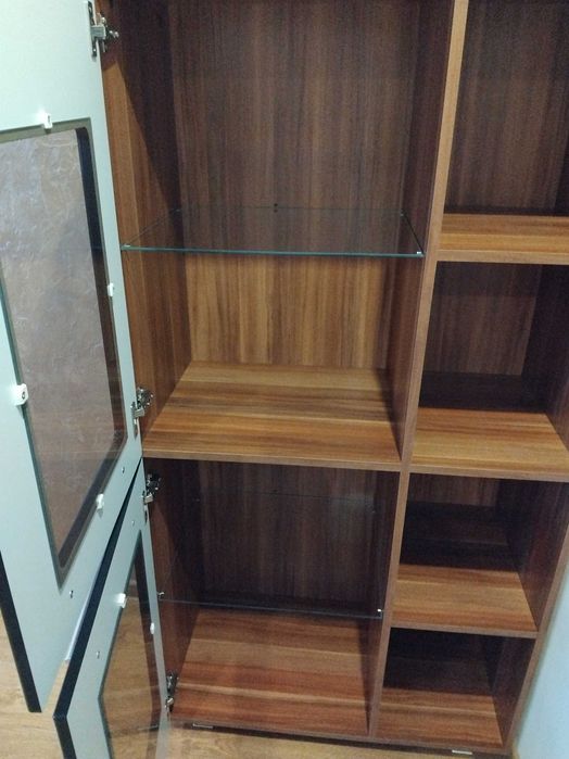 Komoda i witryna do salonu