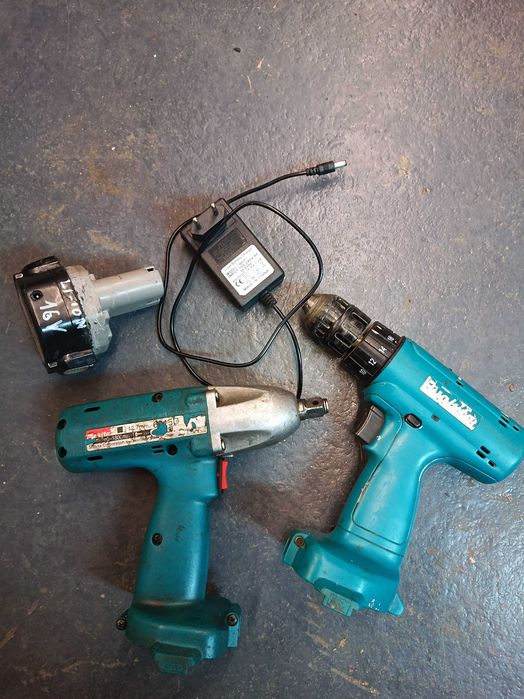 Klucz udarowy wiertarka wkrętarka  Makita bateria li-ion ładowarka