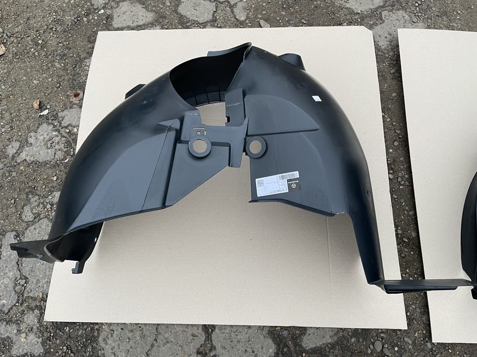 Подкрылок передней рестайл на VITO-VIANO W639