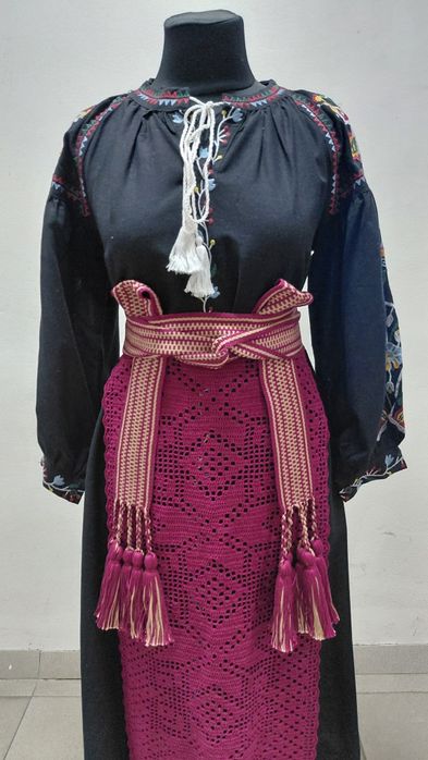 Крайка Пояс ручної роботи