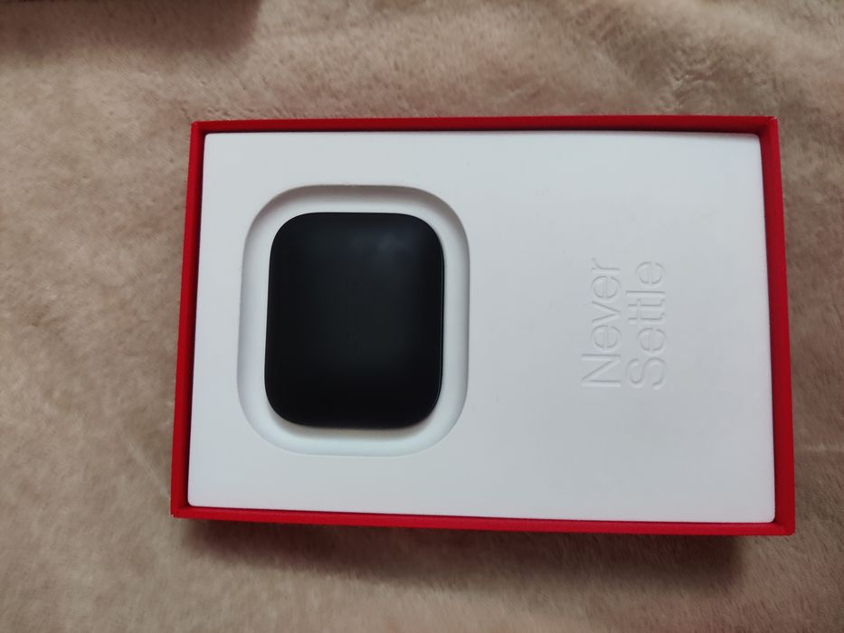 Продам навушники One plus buds pro