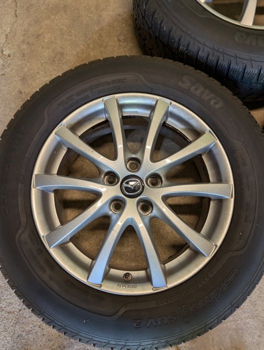 Komplet Alufelgi 17" Mazda z oponami