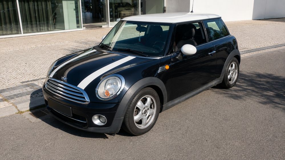 Mini Cooper D 2007497671737684142080