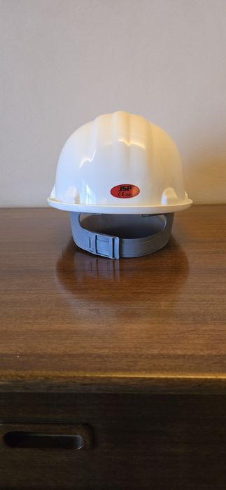 Capacete de obra - inauguração do Colombo