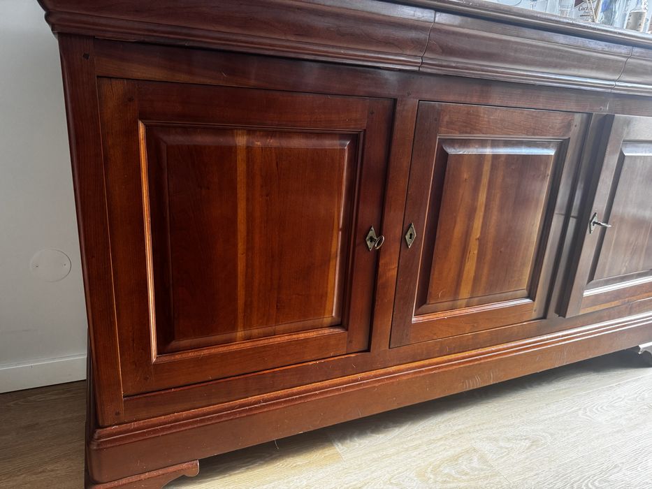 Aparador em cerejeira