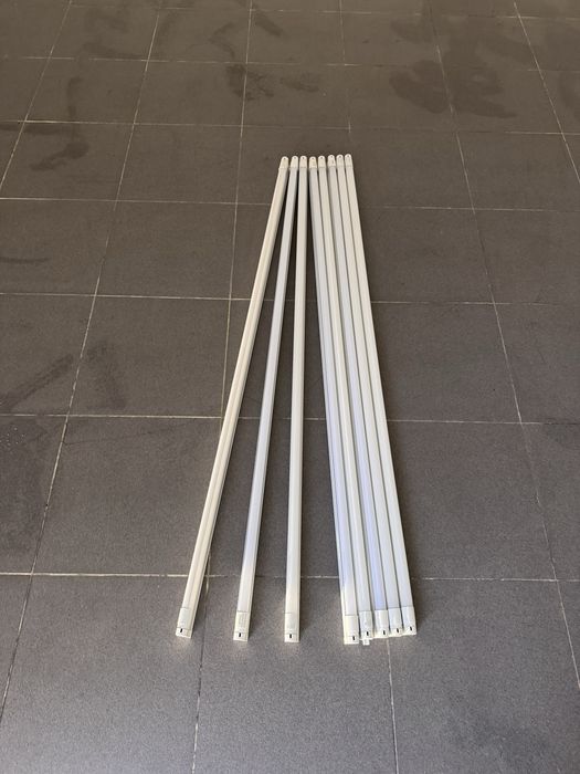8 focos de Luz em led tubo 22 watts.