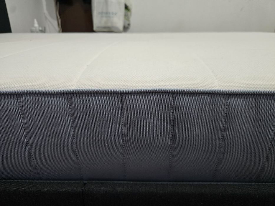Cama + colchão casal, como nova