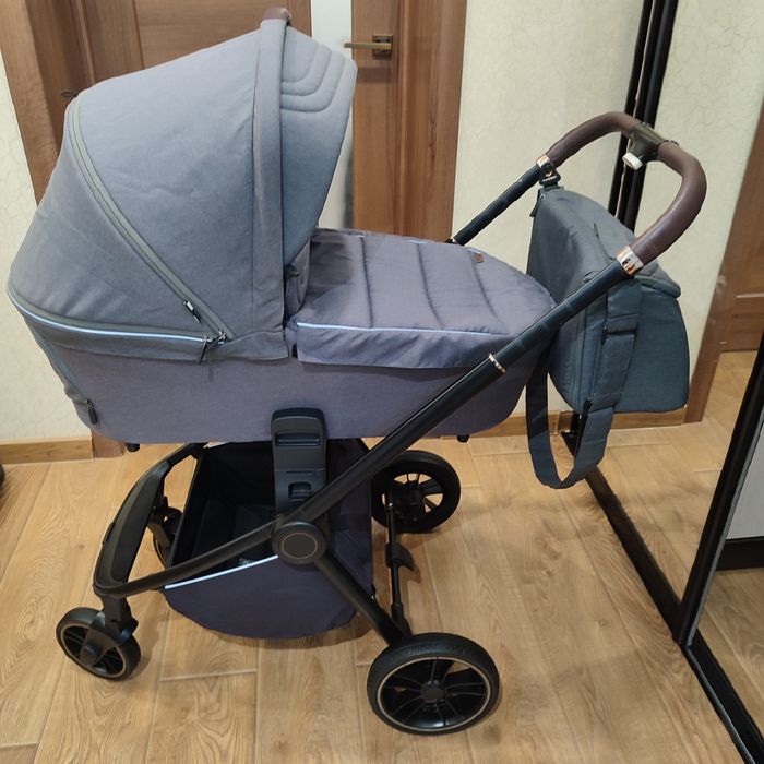 Коляска Carrello Epica 2 в 1 + ПОДАРУНОК