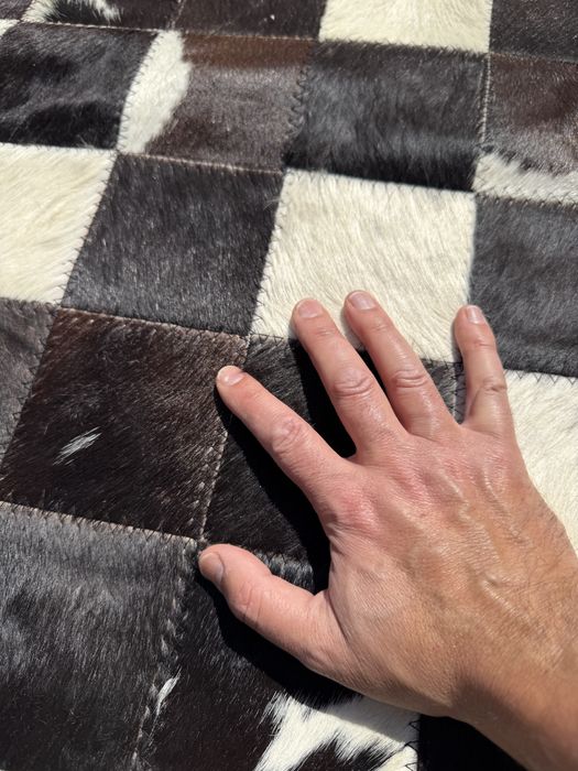 Tapete Pele de Vaca Verdadeiro - IKEA KORNUM 170x240 – Couro Natural (Patchwork) | Peça de Design