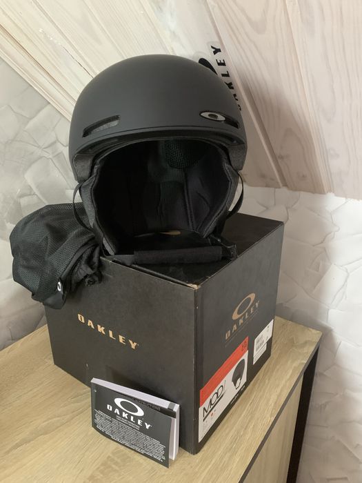 Гірськолижний шолом oakley mod 1