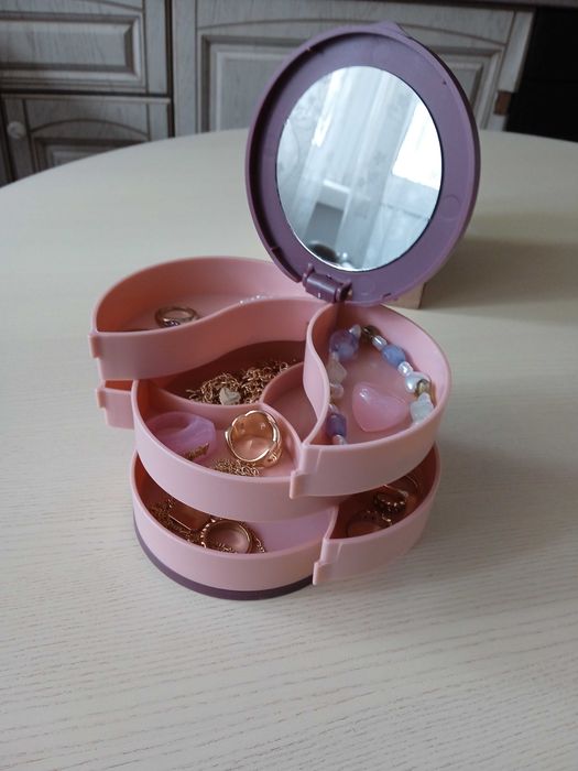 Органайзер для украшений