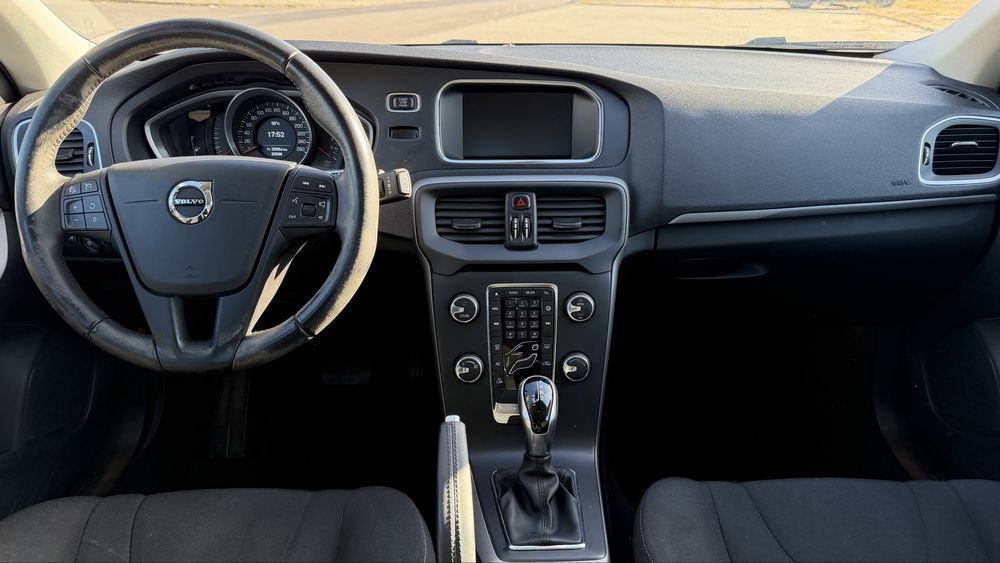Volvo V40 T3