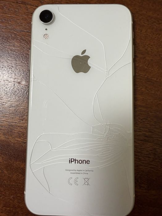 Продам айфон XR 128 gb