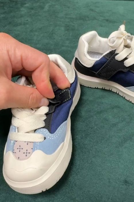 Дитяче взуття для дівчаток та хлопчиків весняні кросівки розмір 22-30