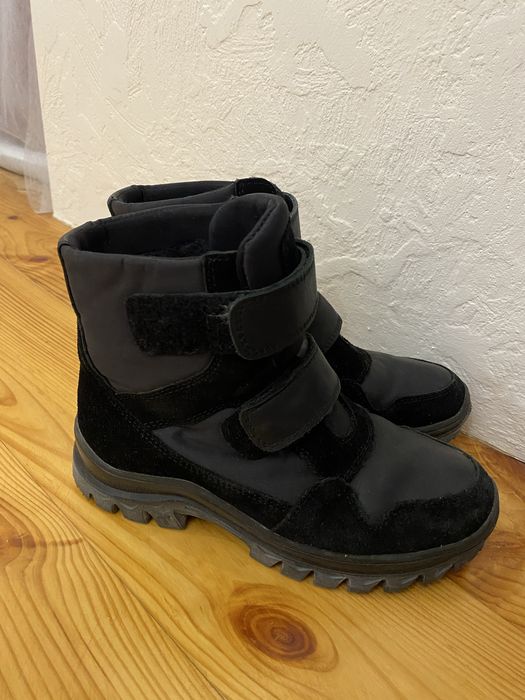 Теплі черевики розмір 36