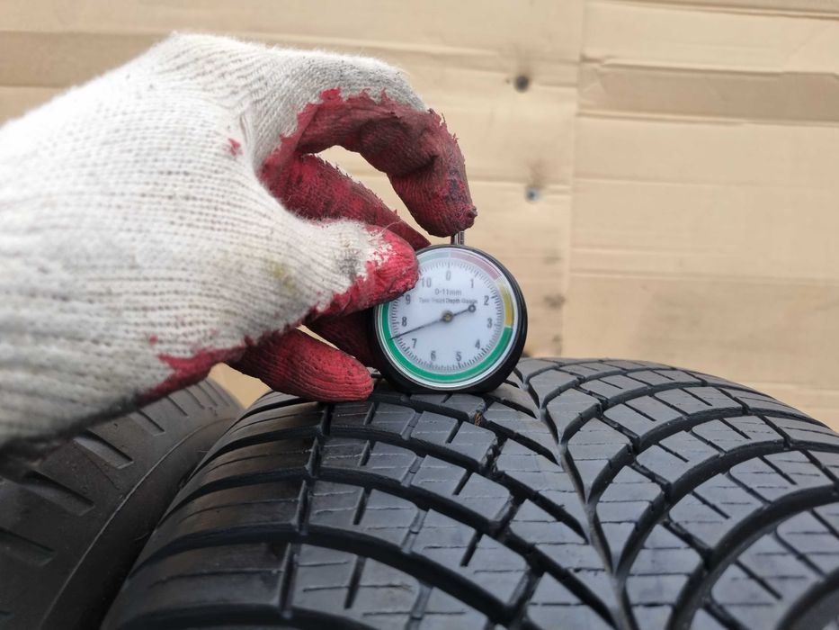 Opony Całoroczne 235/55/17 103Y GoodYear Vector 4Seasons Gen-3 Rok2023