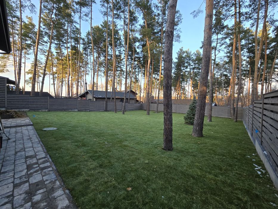 Будинок 270м2 в соснах гараж с. Ходосівка містечко охорона поруч Хотів Круглик  Лісники