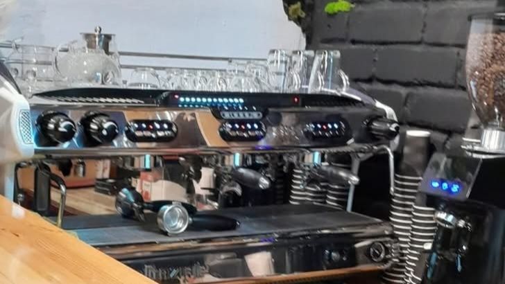 Срочно продам Кофемашина профессиональная