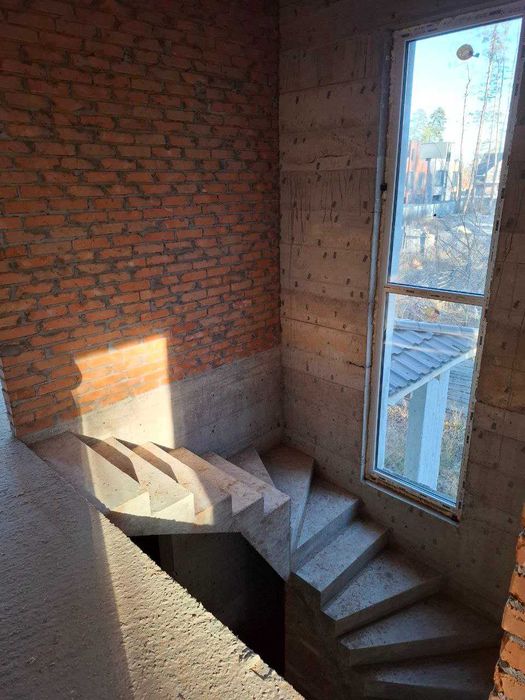 Продаж будинку з двох дуплексів 190,5м², 10 соток, вулиця М. Чалого 47а