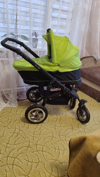 Продається дитяча коляска Ку - 001