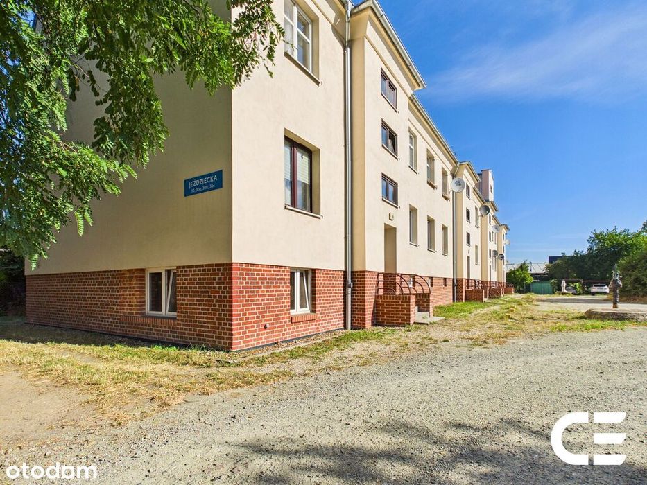 Partynice | 2 pokoje | duży parking | ogród