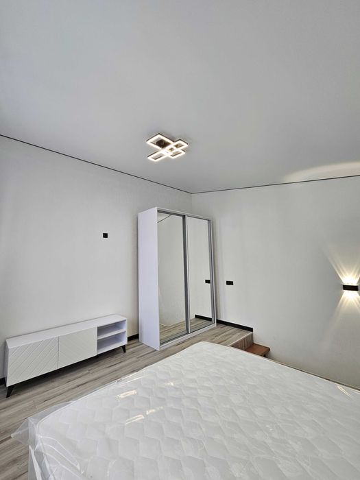 Оренда двоповерхового Townhouse 35m2 з новим ремонтом