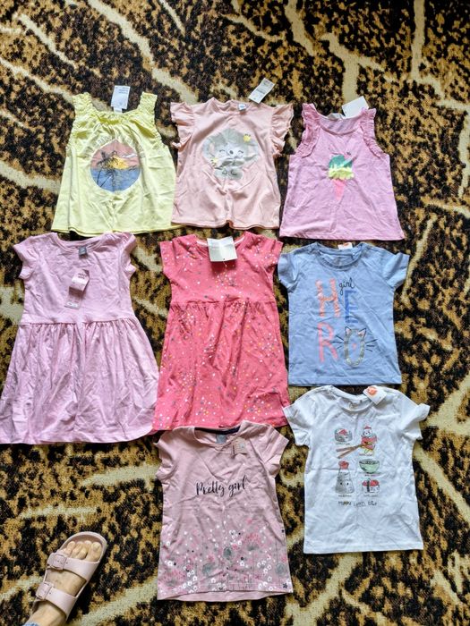 Paka ubrań dla dziewczynki w rozmiarze 98-104 nowe z metkami