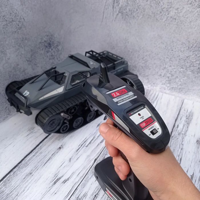 Радіокерований всюдихід 34 см Crawler MAX 1:12 з гусеницями