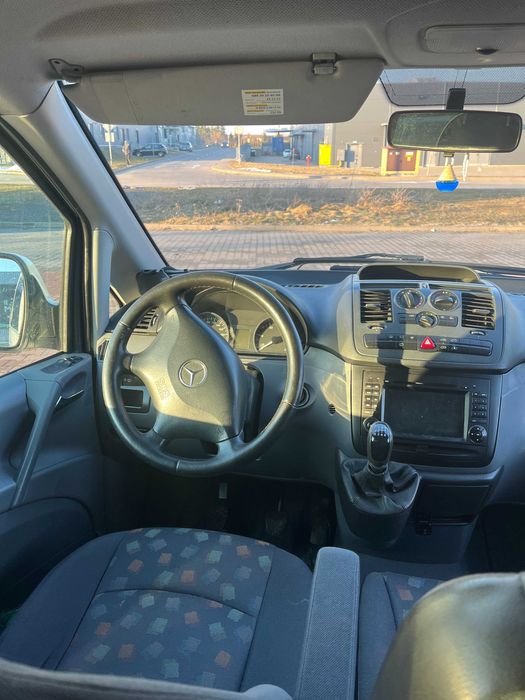 Wynajem busa 9 osób Mercedes Vito Long