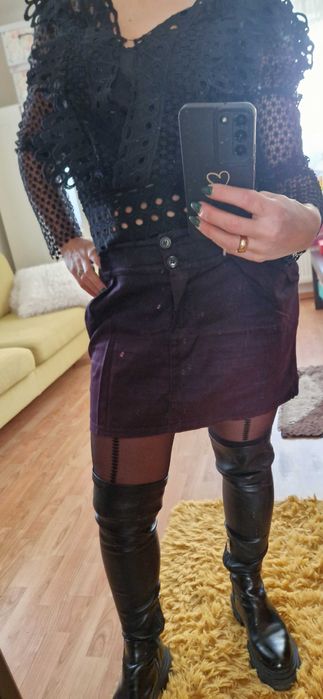 Czarno fioletowa mini spódniczka L