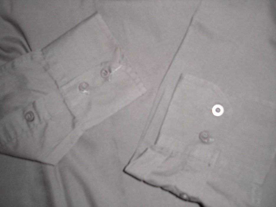 Camisa Clássica moderna de Homem , nova.